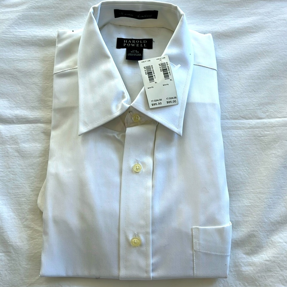 NWT Men’s Harold Powell LS White herringbone dress shirt. 
17.5 - 34/35